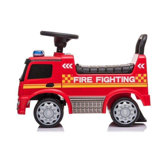 correpasillos-mercedes-camion-de-bomberos (2)