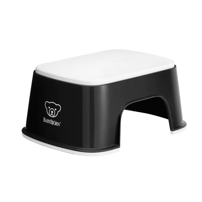 en-061256-babybjorn-step-stool-black-white