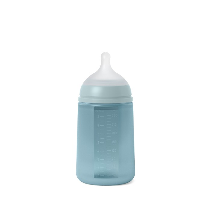Colour Essence Bottle Water 02